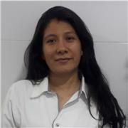 Maestra con vocación para la enseñanza, muy calificada